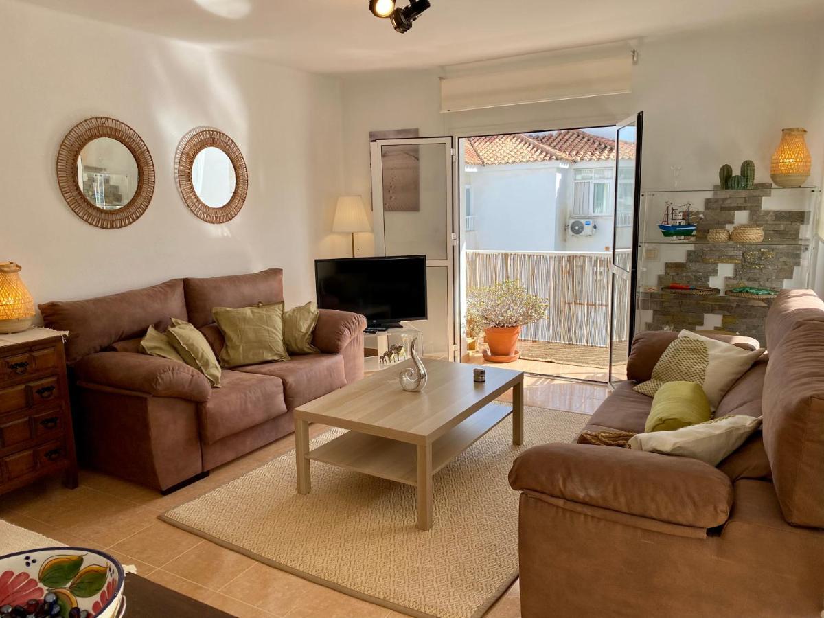 Beautiful Apartment In The Centre Of Nerja Extérieur photo